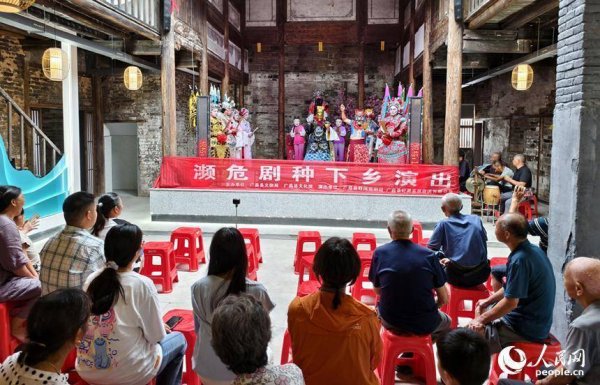 赢金配资 江西广昌：老街古韵引客来 非遗焕发新生机